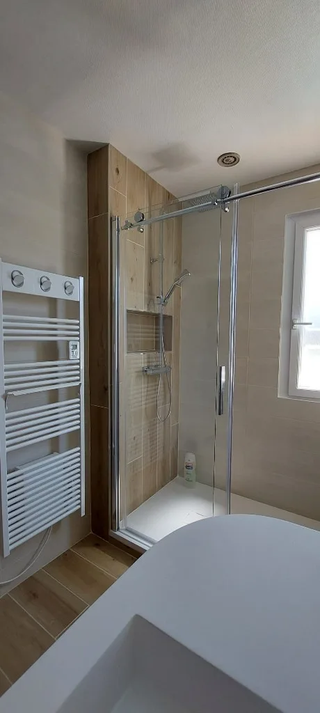 Rénovation salle de bain à La Garde — Rénovation complète — douche à l'italienne, photo 1